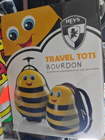 Heys Travel Tots Bumble Bee Kids Rolling Suitcase – Open Box