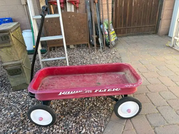Radio Flyer wagon