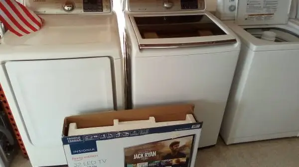 Samsung W/D Set W/ Free TV