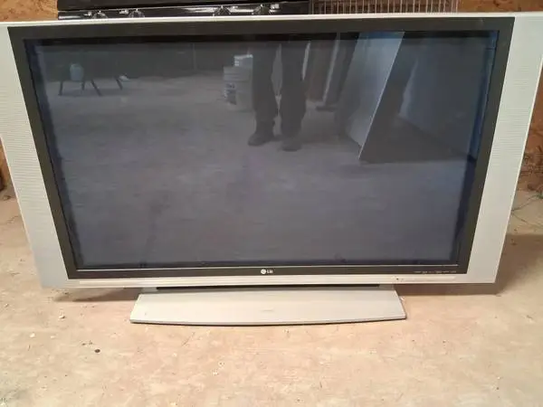 Used tv 48
