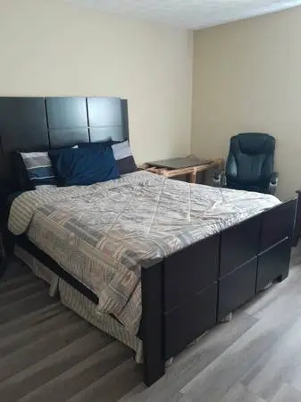 furnished master bedroom in sandy springs