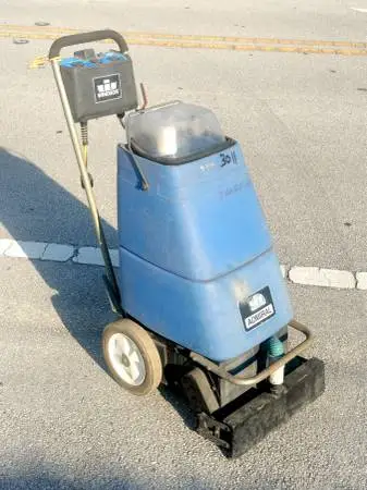 Windsor Admiral Floor Carpet Extractor Cleaner