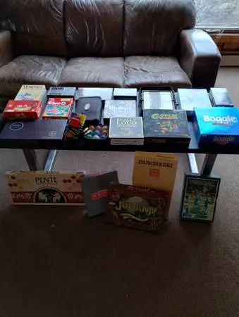 LOTS OF BOARD GAMES