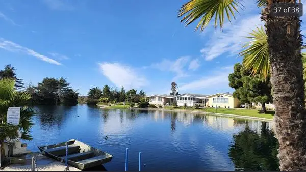 Peaceful Goleta Home Near UCSB & Beach – Pool, Lake, Jacuzzi, Gym