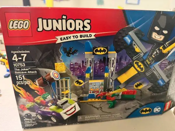 Lego Juniors The Joker Batcave Attack - Excellent Condition w/ Box