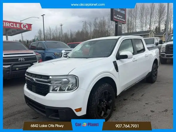 2022 Ford Maverick - Financing Available!