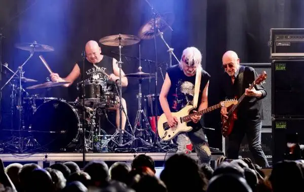 🎸 Nazareth Concert ✔✔ I Have Four Tixs