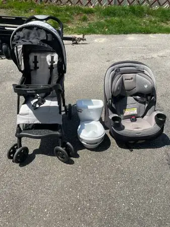 Child car seat and stroller