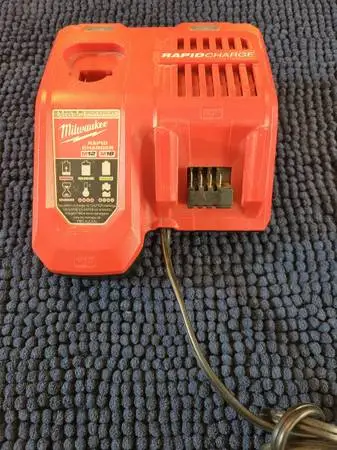 Milwaukee M18 Rapid Charger
