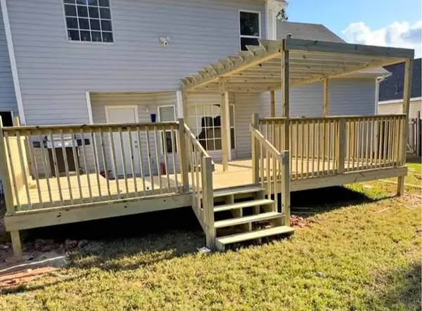 Deck for sale ( free delivery & set up)