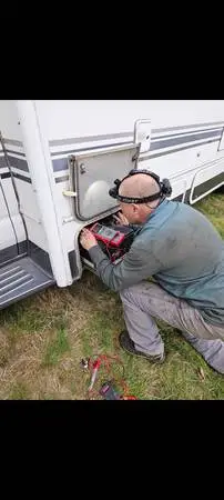 Vancouver mobile mechanic. Avaliable 7 days a week . RED SEAL