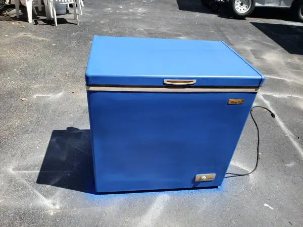Chest freezer