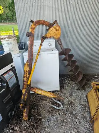 Danuser post hole digger 12 in auger FCFS NO HOLDS UNLESS ON YOUR WAY