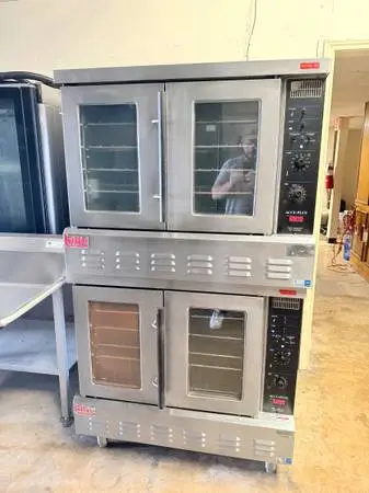 Double Convection Oven (natural gas)