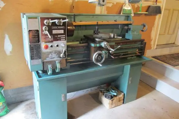 12x36 Metal Lathe
