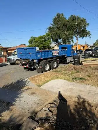 Elite roll-off service,demolition services, rentals services