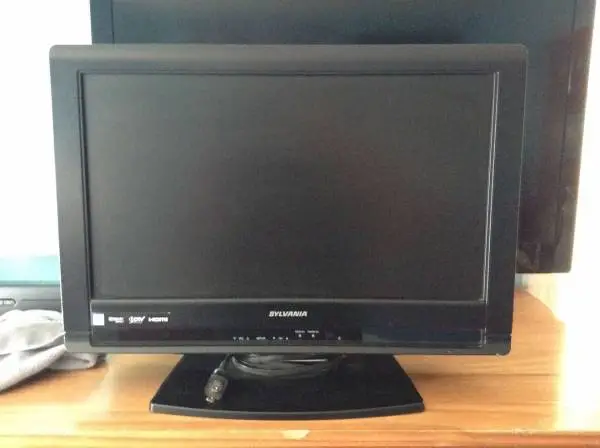 SYLVANIA 15 LCD TV