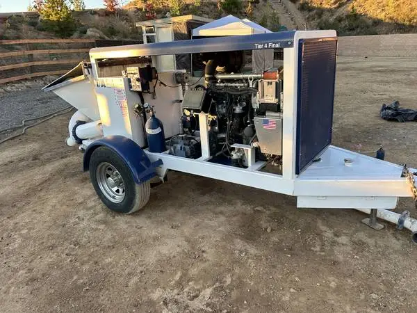2020 T/A 450 CONCRETE PUMP • LOW HOURS • READY TO WORK