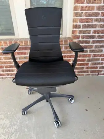 Herman Miller Embody Logitech X Gaming Black in new condition
