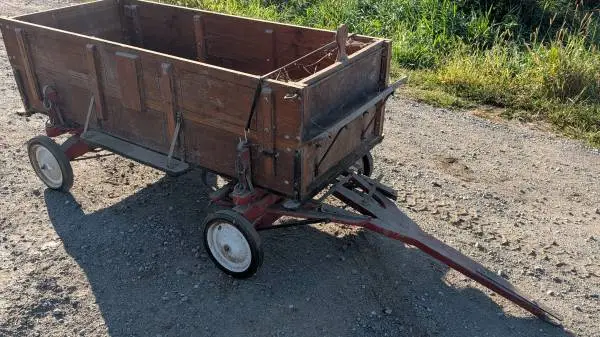 Pony cart