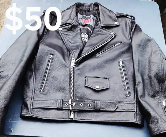 Leather jacket / size 40