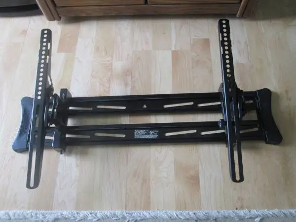 Sanus TV Wall Mount/Tilts and Pans
