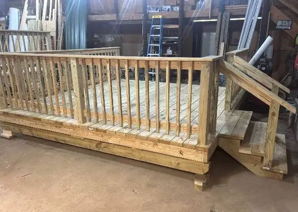 Portable deck