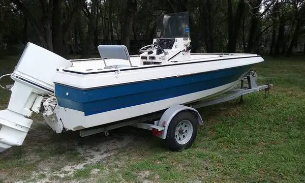 WANTED ** UNWANTED & OLD BOATS / VESSEL** CALL ME FOR REMOVAL