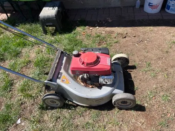 Classic HR214 Honda Lawn Mower FOR PARTS!