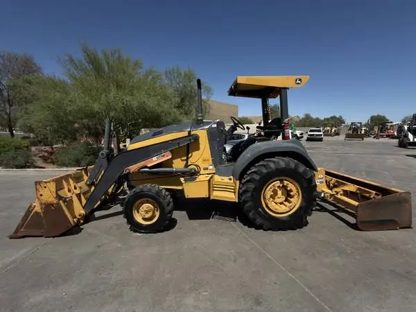 2016 John Deere 210LEP Skip Loader 4WD