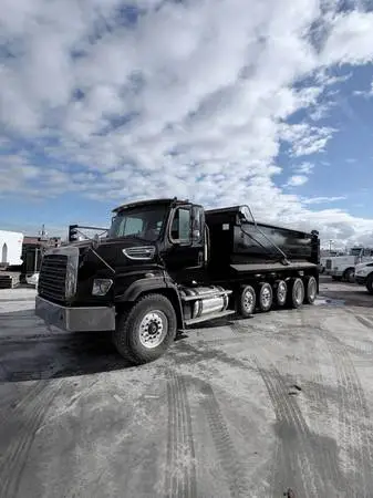 New Build 2014 Freightliner 16 Wheeler Dump Truck