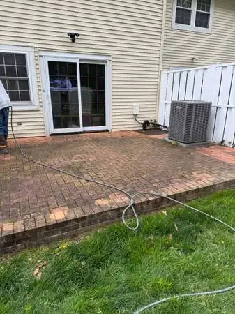 Wayne’s painting/cabinet refinishing power washing