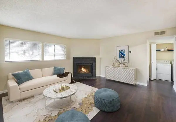Spacious 1 BR Retreat Minutes from Cherry Creek - Must-See!