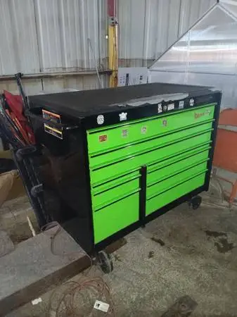 Snap-on 10 Drawer Rolling Tool Cabinet