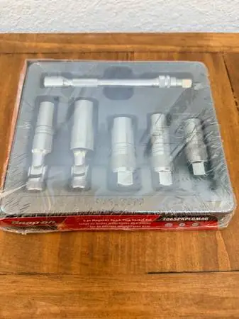 snap-on tools NEW magnetic spark plug socket set snap on