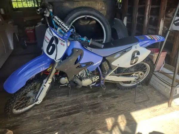 2002 Yamaha yz250 dirt bike