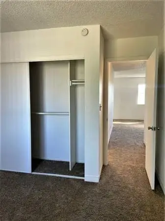 On-Site Maintenance, Air Conditioning, Electric Stove