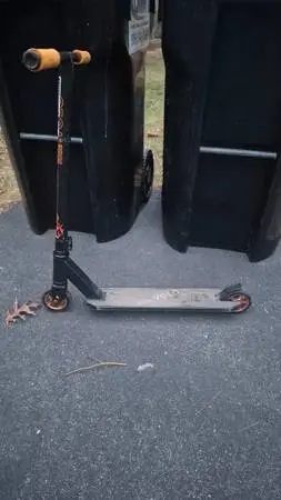 RideVolo Stunt Scooter