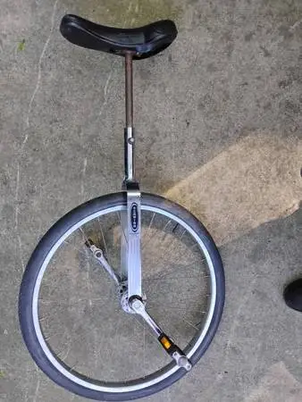 Unicycle, Bike Locks, Boxing Bag, Total Gym, MiniFridge, Microwave,TV