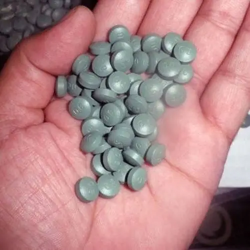 80 mg oxycodone tablet for Chronic back pain.