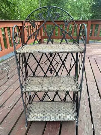 Plant rack Bakers rack