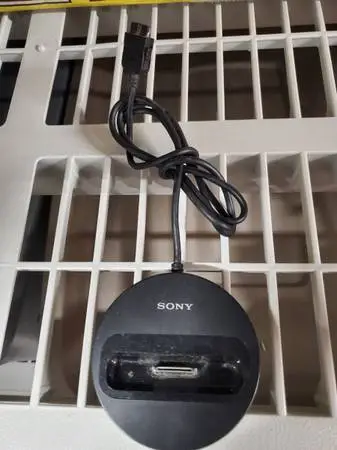 Sony iPhone/iPod Digital Media Port Adapter Dock Cradle