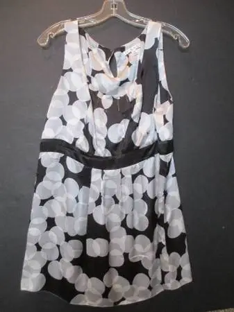 CAbi Champagne Bubbles Black/White Sleeveless Tunic Blouse MEDIUM