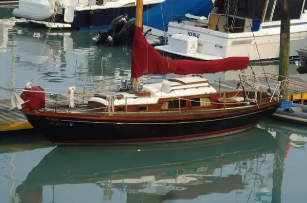 27 foot Cheoy Lee Sail Boat for Sale 25,000