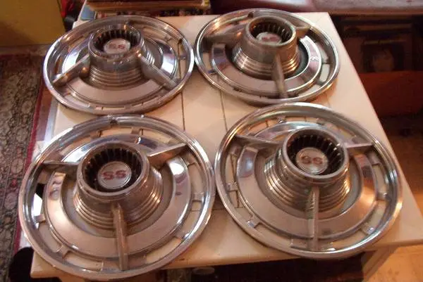 OE set of 4 14 inch 1963 SS wheelcovers, Impala or Nova