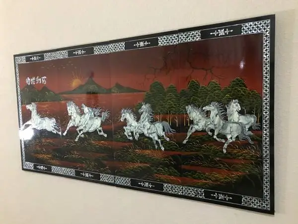 Wall art 8 running horse frame