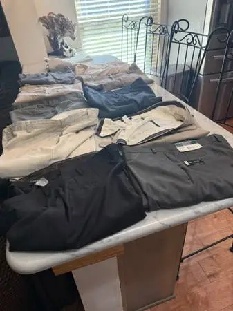 11 PAIR MEN CASUAL & DRESS PANTS SIZE 38-32