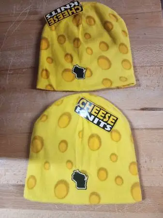 NEW 2 Cheese Knits Beanie Hats - Green Bay Packers