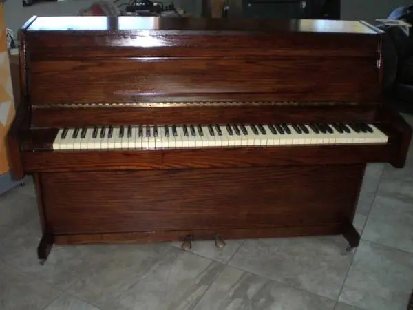 SHERMAN CLAY PIANO