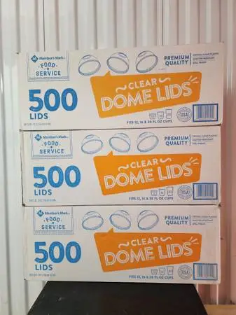 (3) Members Mark Clear Dome Plastic Lids with Straw Slot, 500 ct.